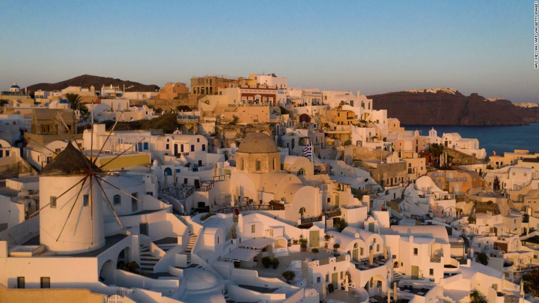 What happened in Santorini when tourism 'machine' stopped
