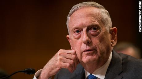 James Mattis calls on Americans to wear masks and says that the virus does not go away on its own. in coronavirus PSA