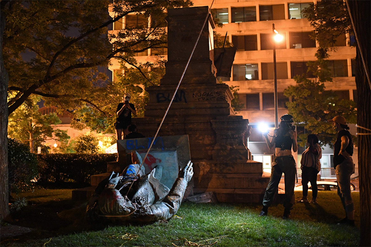 DC protesters toppled, torch confederation statue in June