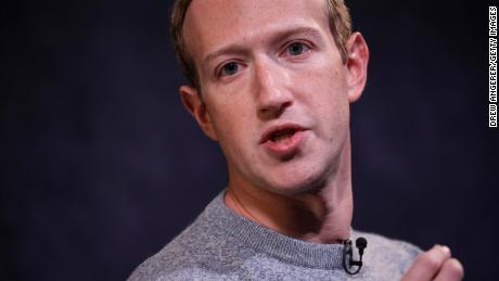 Mark Zuckerberg tries to explain angry staff's inaction on Trump missions