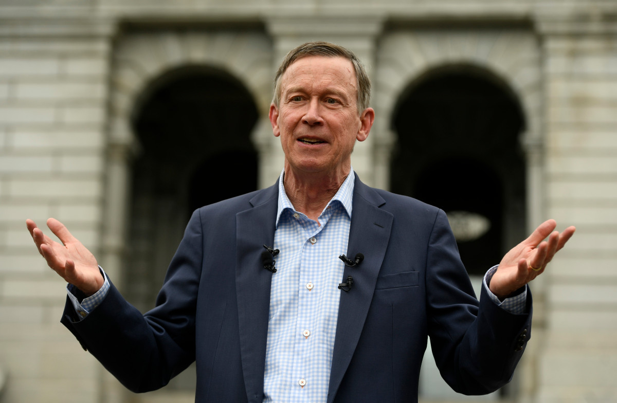 Hickenlooper apologizes for comparing politicians with slaves