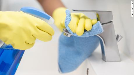 Cleaning your bathroom to protect against coronavirus