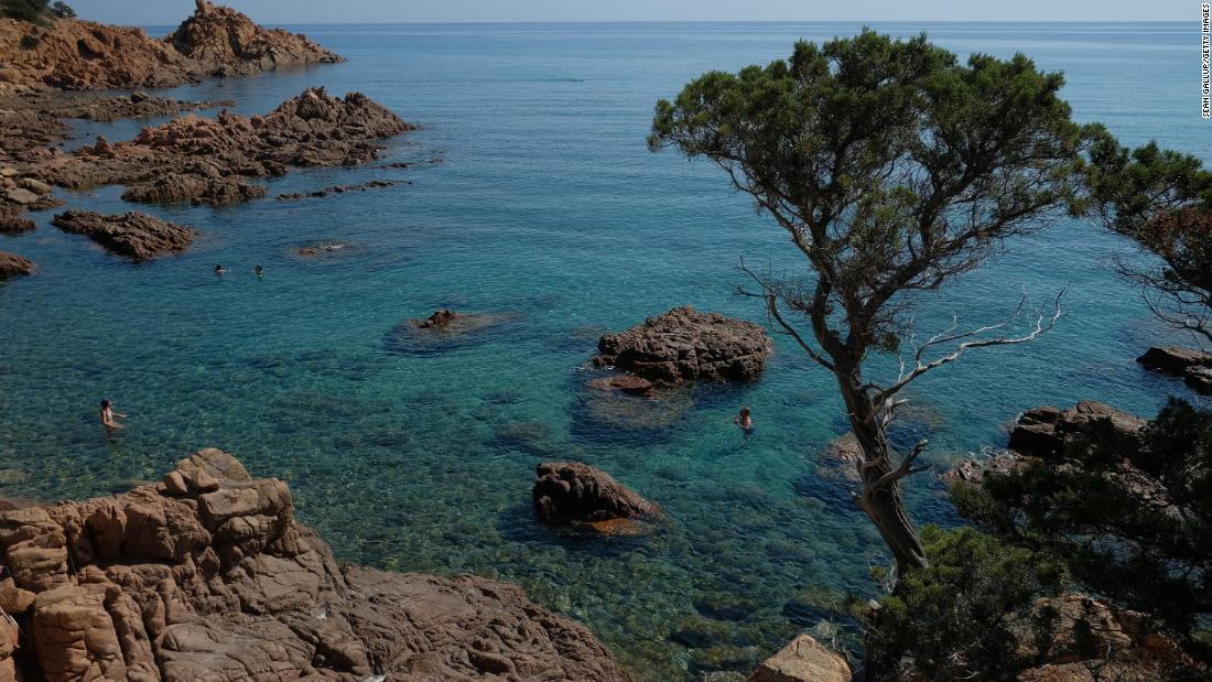 5 American holidaymakers refuse entry to Sardinia under new EU rules