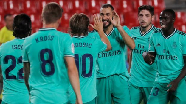 Granada 1-2 Real Madrid: Leaders two points from La Liga title