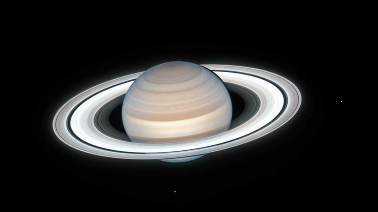 Hubble Space Telescope snaps a beautiful image of Saturn