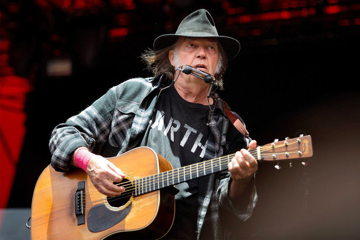 Neil Young still upset that President Trump used his music