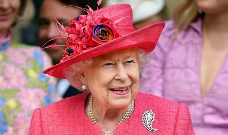 Queen unlikely to return to London after Balmoral break with Prince Philip | Royal | News