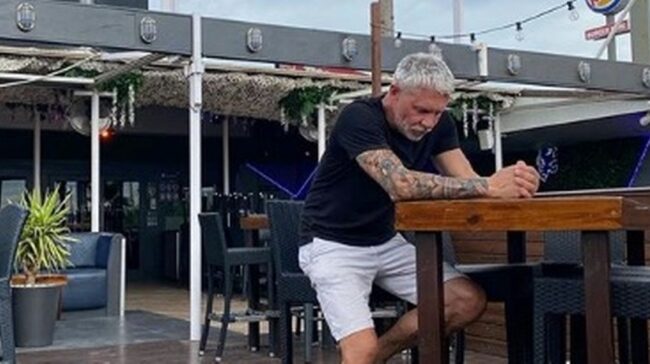 Wayne Lineker seen slumped in misery after being forced to close Ibiza clubs